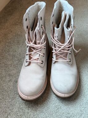 Timberlands - Women’s Light Pink boot